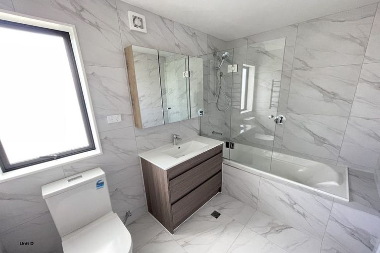 Photo of property in 13a Glendhu Road, Bayview, Auckland, 0629