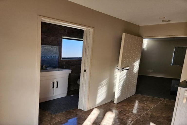 Photo of property in 12 Cheviot Street, Mangere East, Auckland, 2024