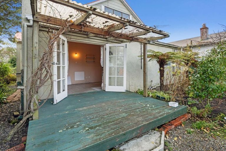 Photo of property in 21 Neidpath Road, The Glen, Dunedin, 9011