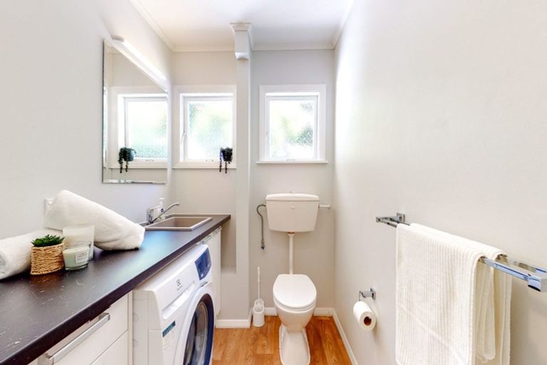 Photo of property in 38 Pembroke Street, Tawa, Wellington, 5028