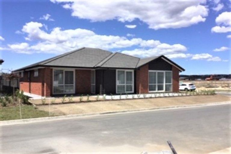 Photo of property in 15 Raynor Crescent, Pyes Pa, Tauranga, 3112