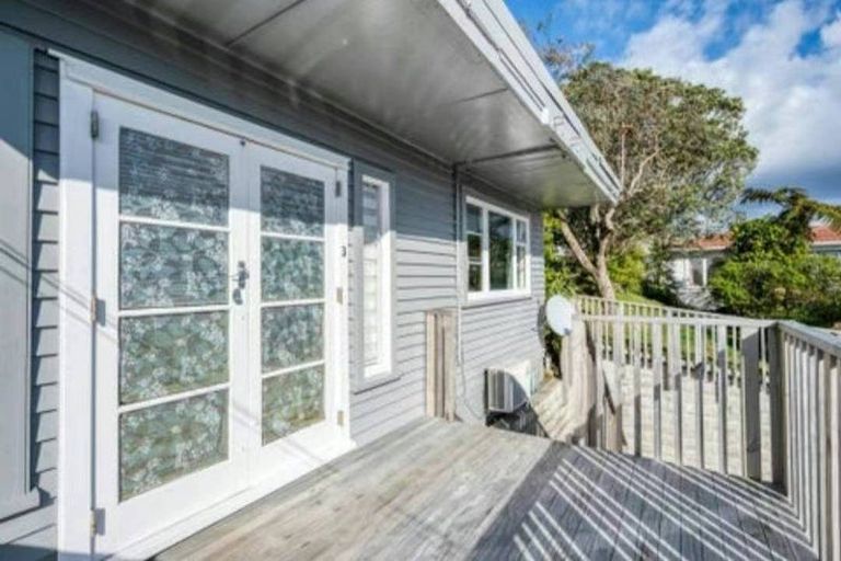 Photo of property in 3/31 Tarawera Road, Johnsonville, Wellington, 6037