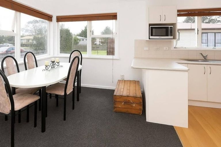 Photo of property in 62 Southsea Crescent, Silverdale, Hamilton, 3216