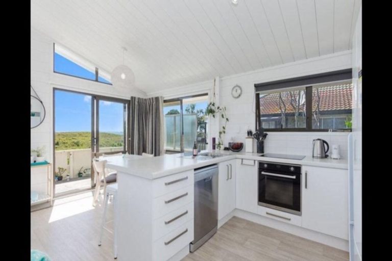 Photo of property in 13620l Papamoa Beach Road, Bethlehem, Tauranga, 3110