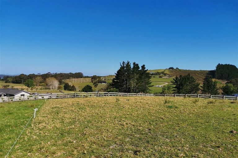Photo of property in 33 Wairangi Road, Kerikeri, 0294