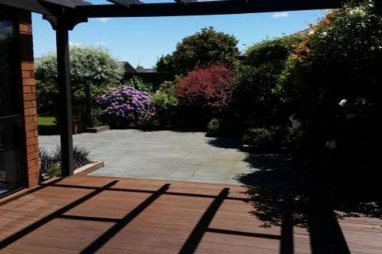 Photo of property in 37a Cardigan Bay Place, Addington, Christchurch, 8024