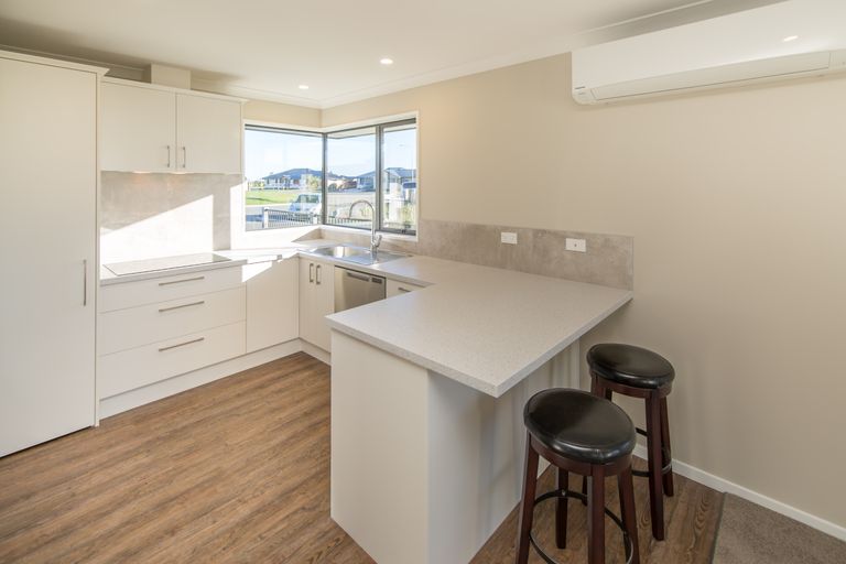 Photo of property in 11 Wyllie Place, Amberley, 7410