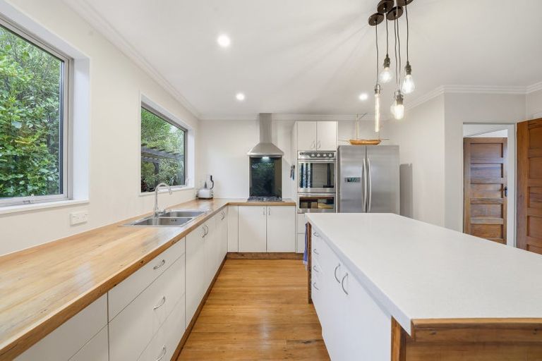 Photo of property in 92 Dunns Avenue, The Pines Beach, 7630