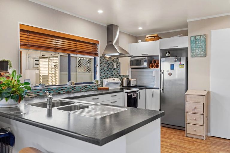 Photo of property in 36 Arawa Avenue, Maketu, Te Puke, 3189