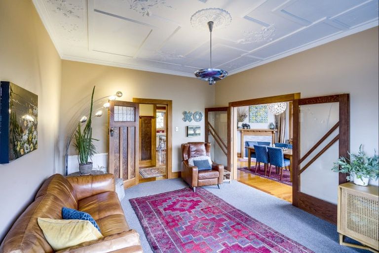 Photo of property in 8 Brewster Street, Bluff Hill, Napier, 4110