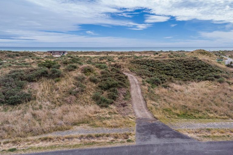 Photo of property in 8 Mahurenga Lane, Te Horo, Otaki, 5581