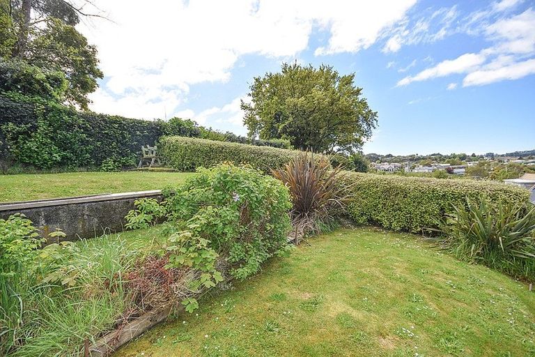 Photo of property in 44 Waldron Crescent, Green Island, Dunedin, 9018