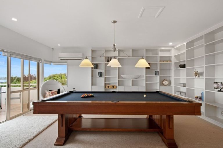 Photo of property in 32 Wiseley Road, Hobsonville, Auckland, 0618