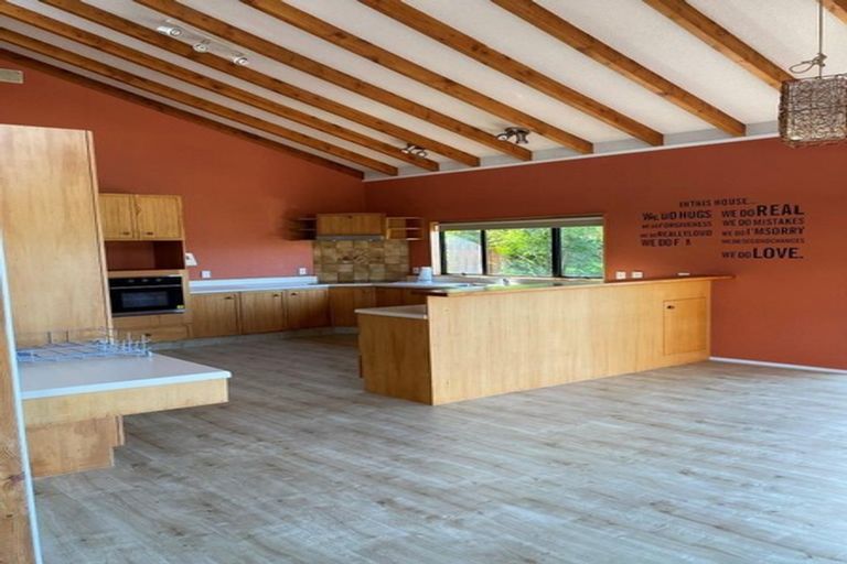 Photo of property in 43 Greenvalley Rise, Glenfield, Auckland, 0629