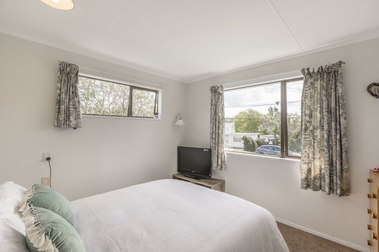 Photo of property in 36 Anaru Street, Raumati Beach, Paraparaumu, 5032