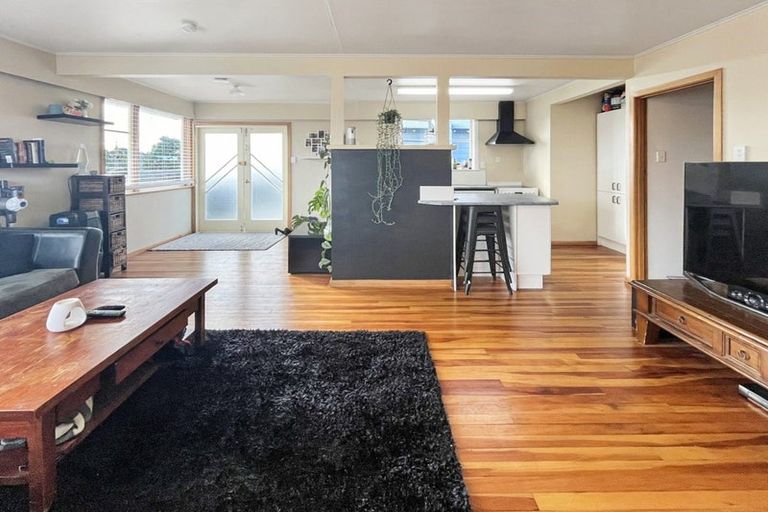 Photo of property in 130 Ferguson Street, West End, Palmerston North, 4412
