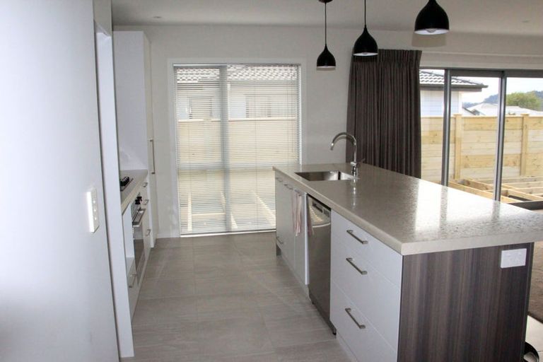 Photo of property in 15 Raymond Grace Avenue, Huapai, Kumeu, 0810