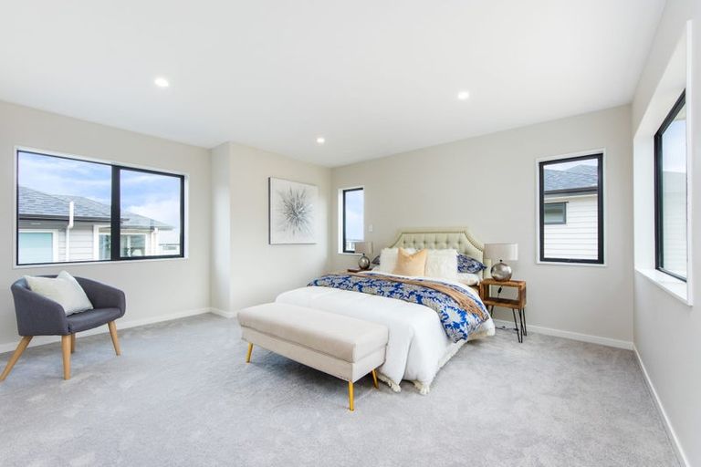 Photo of property in 19 Thomas Rielly Avenue, Hobsonville, Auckland, 0616