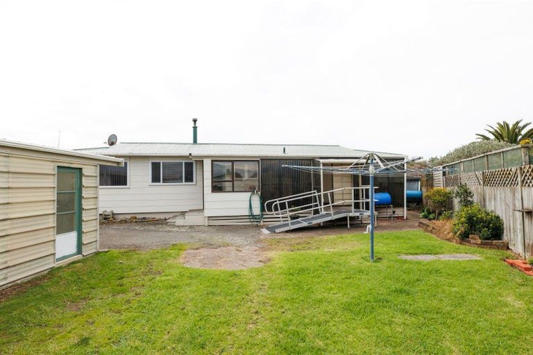 Photo of property in 20 Thomas Place, Foxton Beach, Foxton, 4815