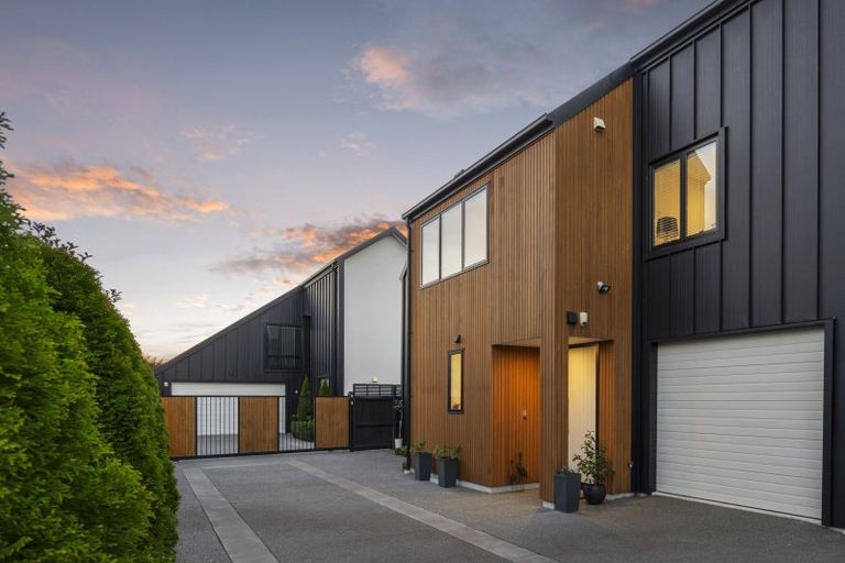 Photo of property in 3/11b Kilmarnock Street, Riccarton, Christchurch, 8011