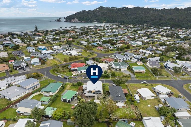 Photo of property in 207 Weka Street, Whangamata, 3620