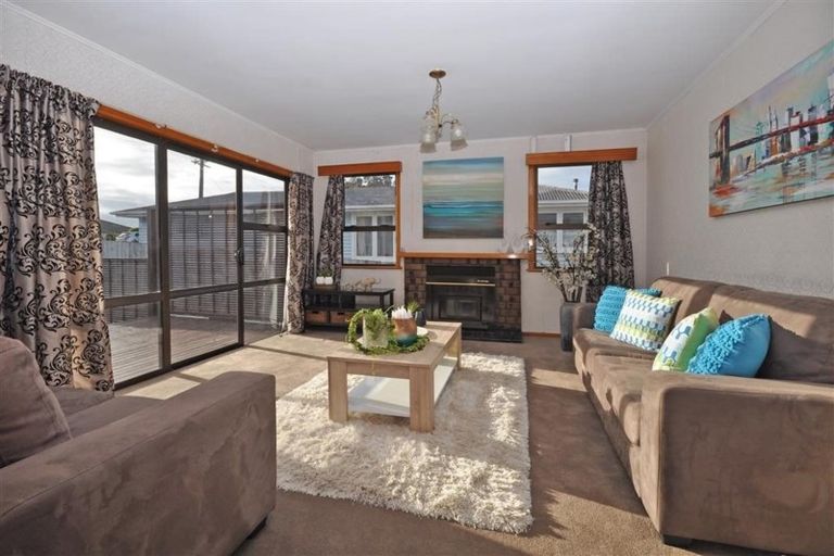 Photo of property in 216a Sturges Road, Henderson, Auckland, 0612