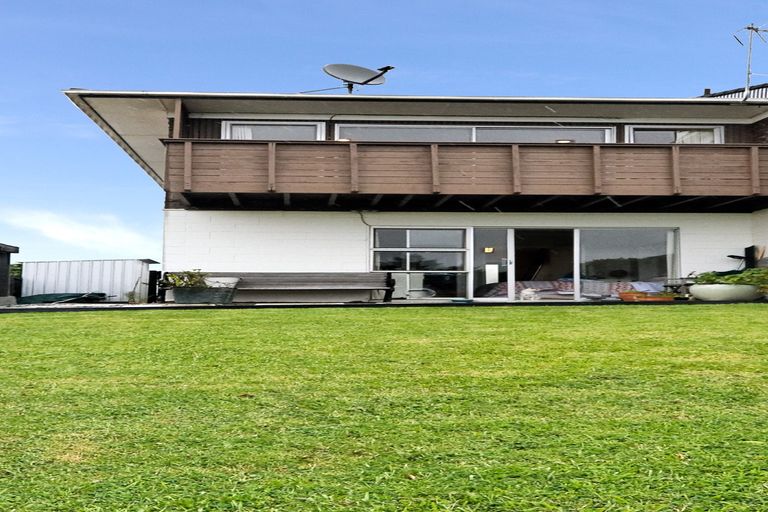 Photo of property in 5/60 West Coast Road, Glen Eden, Auckland, 0602