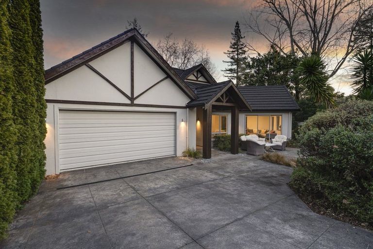 Photo of property in 25 Montebello Avenue, Stoke, Nelson, 7011