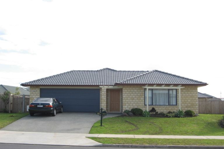 Photo of property in 202 Carnoustie Drive, Wattle Downs, Auckland, 2103