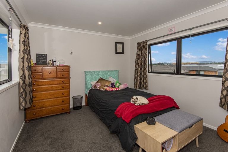 Photo of property in 18 Mariners Haven, One Tree Point, 0118