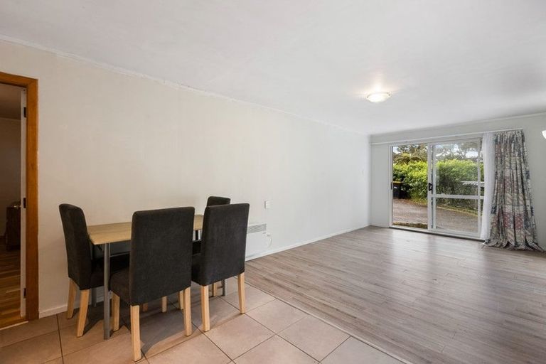 Photo of property in 14 Glen Alton Avenue, Paparangi, Wellington, 6037