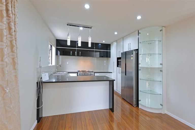 Photo of property in 48a Jillian Drive, Ranui, Auckland, 0612