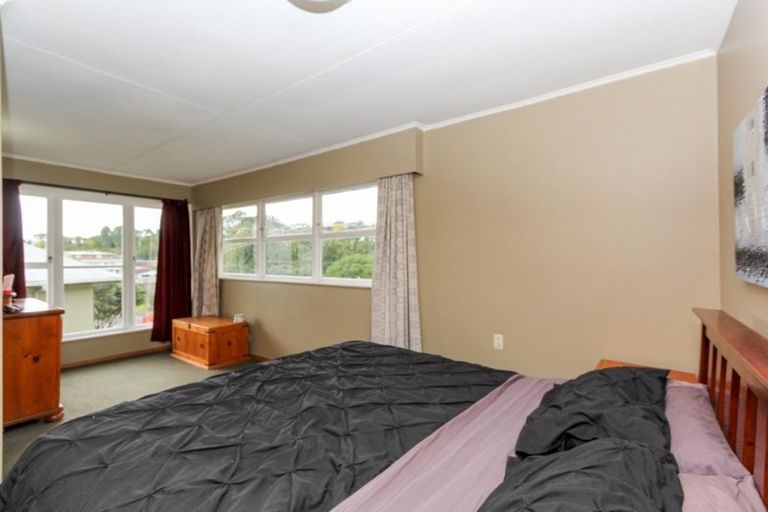 Photo of property in 32 Clawton Street, Westown, New Plymouth, 4310