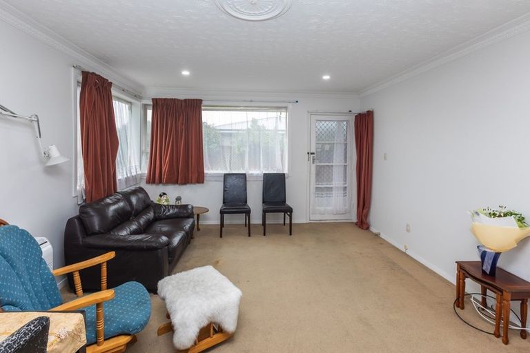 Photo of property in 1/4 Division Street, Riccarton, Christchurch, 8041