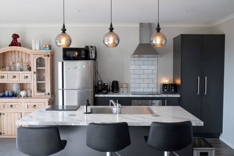 Photo of property in 4 Ash Close, Levin, 5510