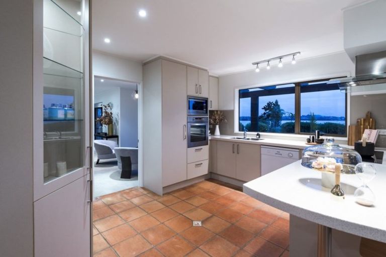 Photo of property in 74 Bramley Drive, Farm Cove, Auckland, 2012