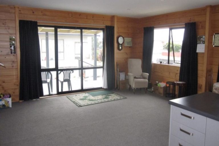 Photo of property in 8 Collins Street, Blaketown, Greymouth, 7805