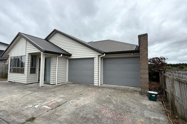 Photo of property in 21 Matata Drive, Takanini, 2112