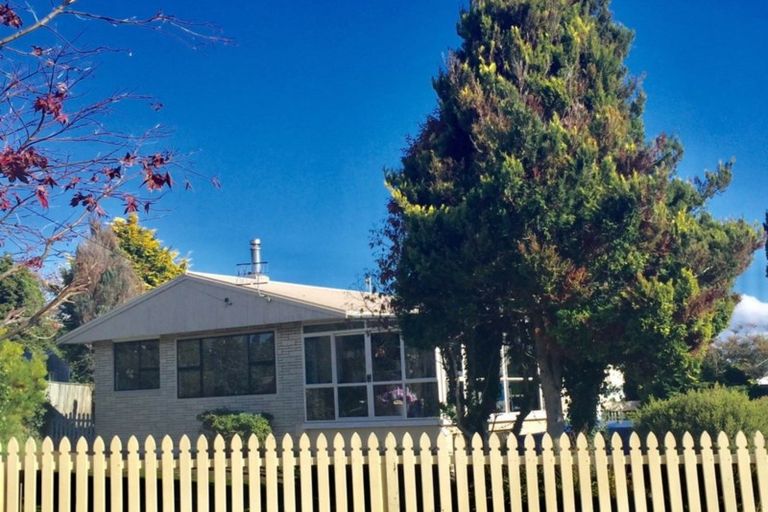 Photo of property in 27 Wharenui Road, Owhata, Rotorua, 3010