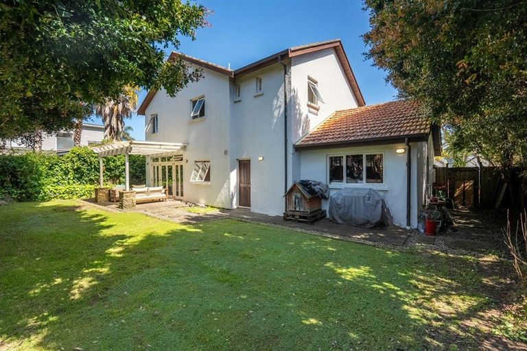 Photo of property in 37 Kinleith Way, Albany, Auckland, 0632