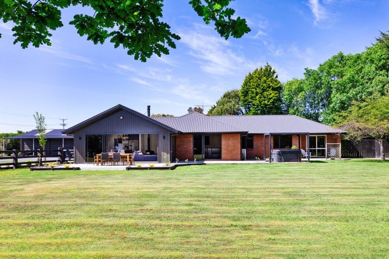 Photo of property in 140 Grant Road, Otatara, Invercargill, 9879