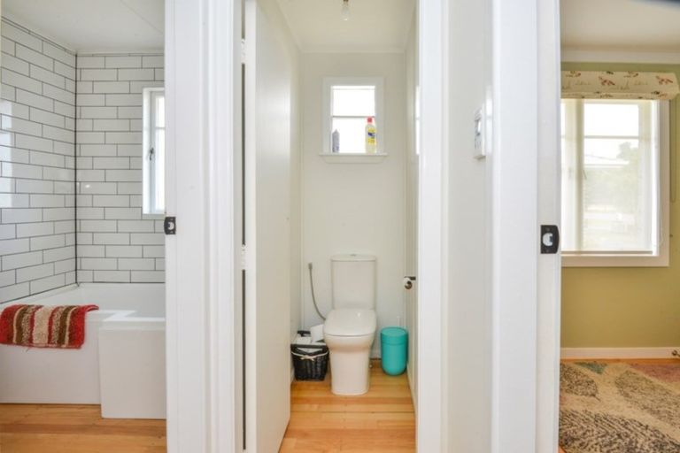 Photo of property in 1 Kiwi Street, Makaraka, Gisborne, 4010