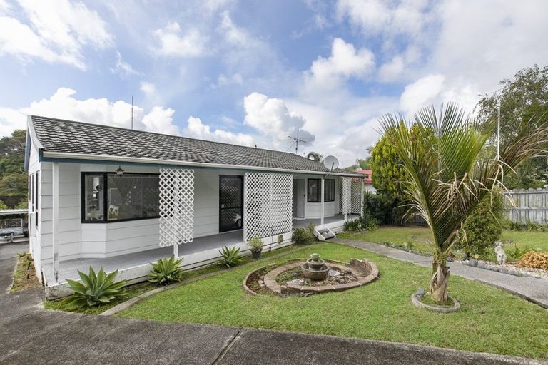 Photo of property in 23 Shadon Place, Stanmore Bay, Whangaparaoa, 0932