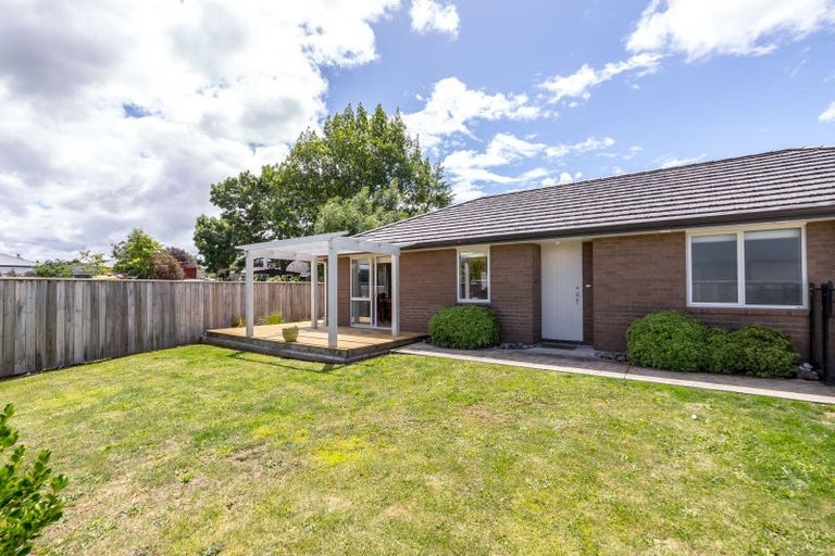 Photo of property in 25 Tarata Grove, Lansdowne, Masterton, 5810