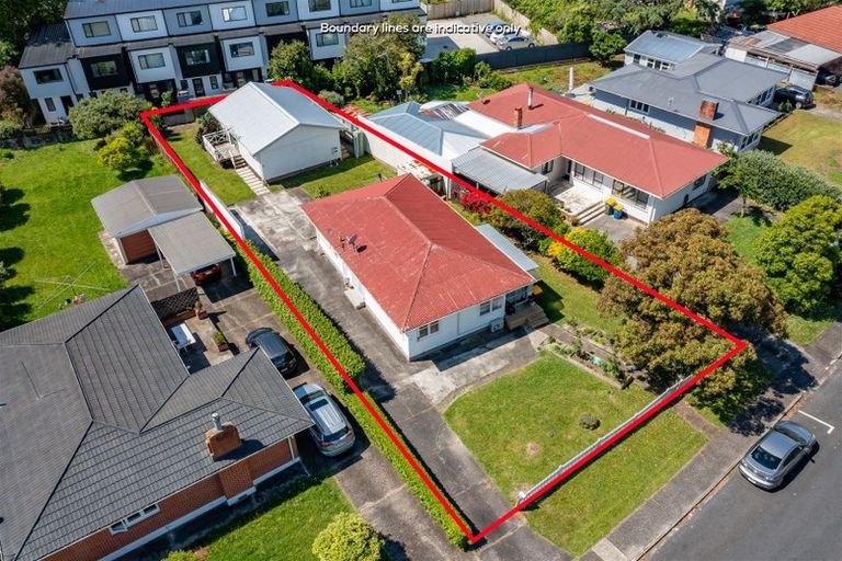 Photo of property in 10 Te Kanawa Crescent, Henderson, Auckland, 0610