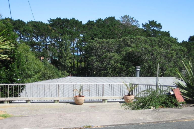 Photo of property in 43 Teal Crescent, Beach Haven, Auckland, 0626