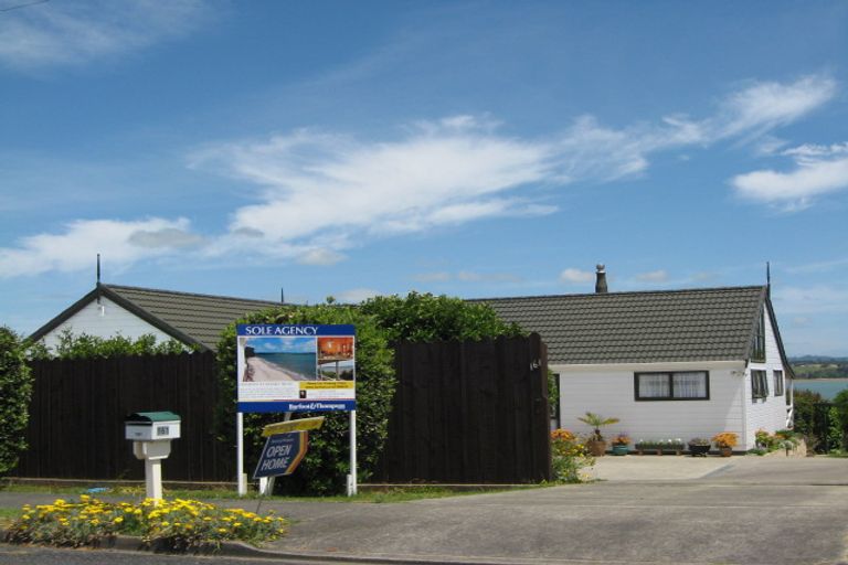Photo of property in 161 Torkar Road, Clarks Beach, 2122
