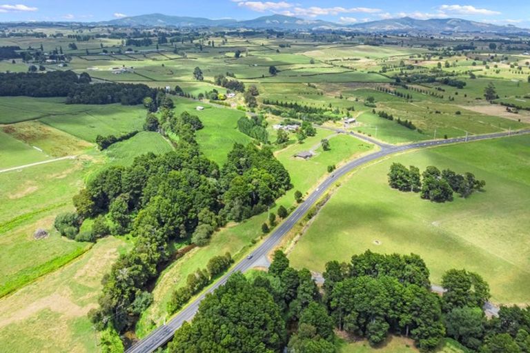 Photo of property in 632 Campbell Road, Richmond Downs, Walton, 3475