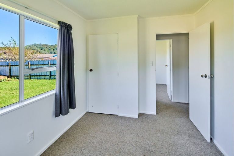 Photo of property in 1 Weymouth Grove, Wainuiomata, Lower Hutt, 5014