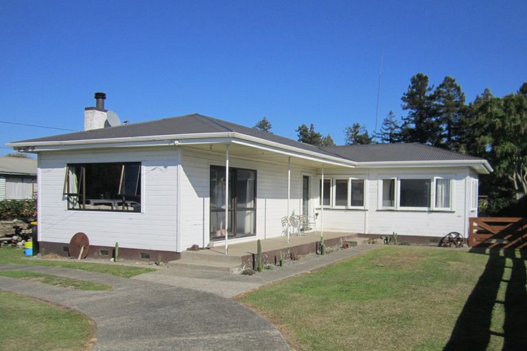 Photo of property in 28 Ngarua Road, Waitoa, 3310